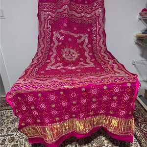 Vibrant Pink Gaji silk Bhandhini dupatta